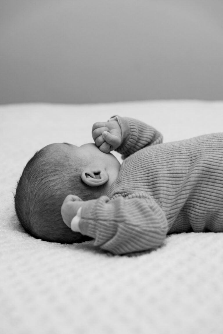 Neugeborenen fotografie Mödling